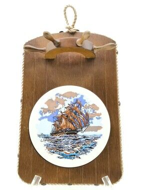 Nautical Vintage Sailing Ship Wall Rack With 4 Hooks